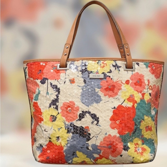 BOH-CHIC NINE WEST SEQUIN FLORAL CLASSIC SPRING CARRY ALL. EXCELLENT CONDITION. - Picture 3 of 8